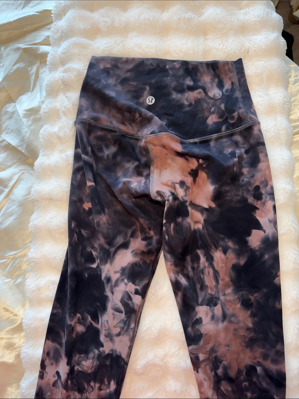 Lululemon Pink & Black Tie-Dye Leggings size 2